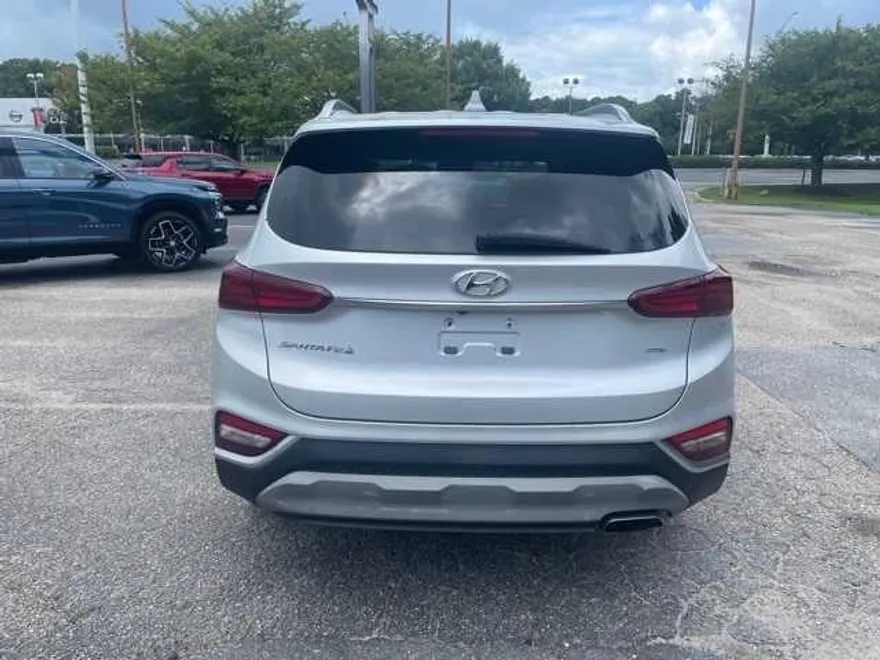 2019 Hyundai Santa Fe SEL Plus photo 1