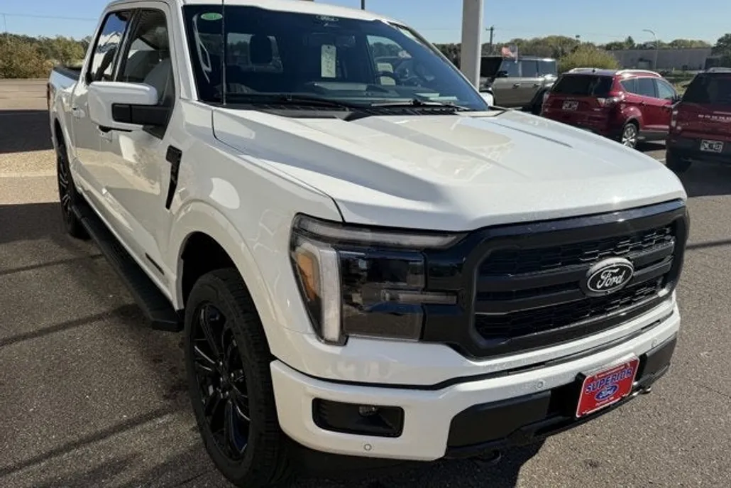 2025 Ford F-150 Lariat photo 1