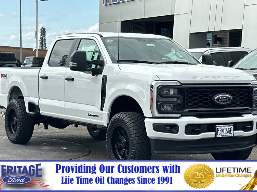 2025 Ford F-250 photo 1