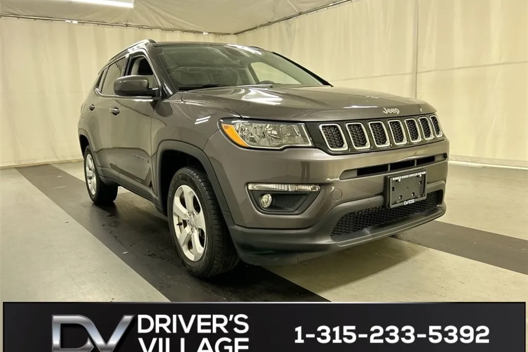 2019 Jeep Compass Latitude photo 1