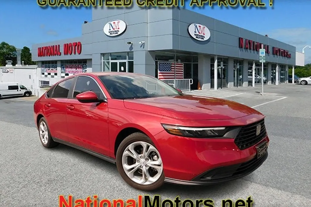 2023 Honda Accord LX photo 1