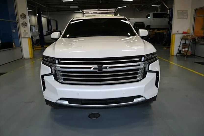 2022 Chevrolet Tahoe High Country photo 1