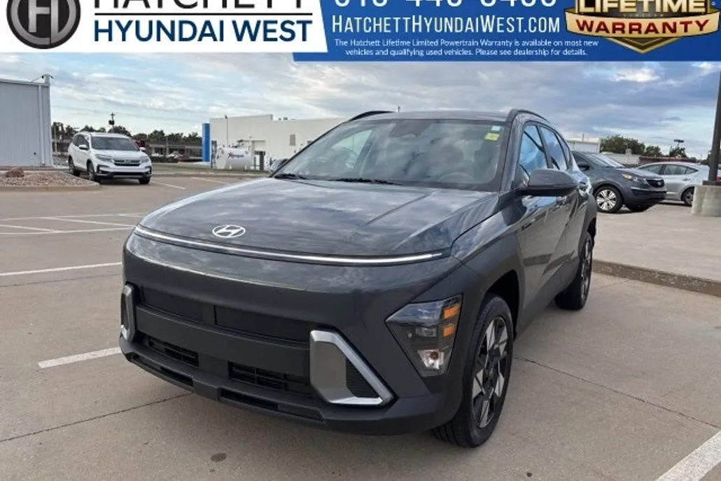 2025 Hyundai Kona SEL photo 1