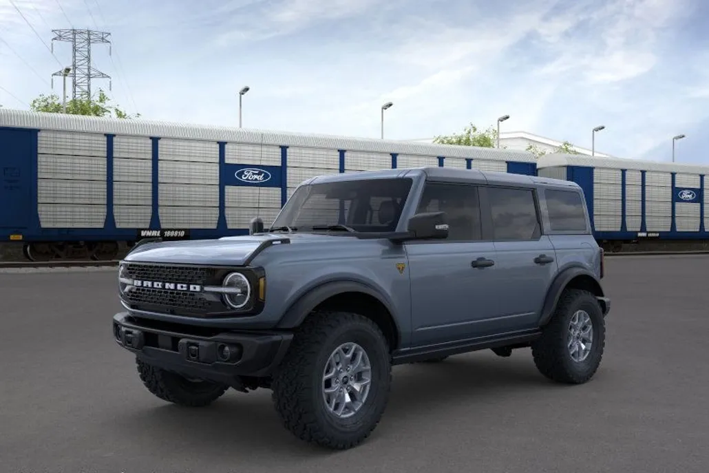 2025 Ford Bronco Badlands photo 1