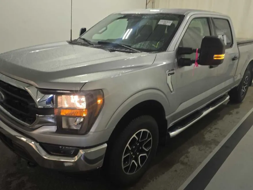 2023 Ford F-150 XLT photo 1