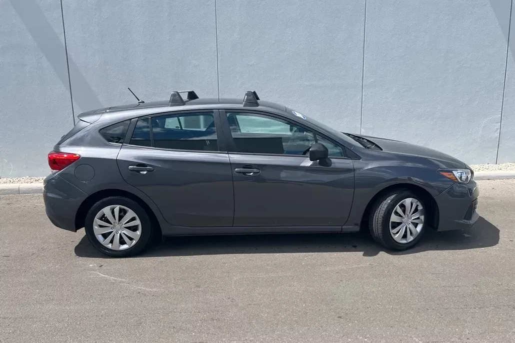 2023 Subaru Impreza Base photo 1