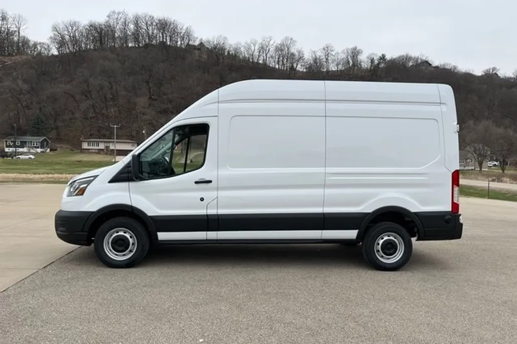 2025 Ford Transit Cargo Van photo 1