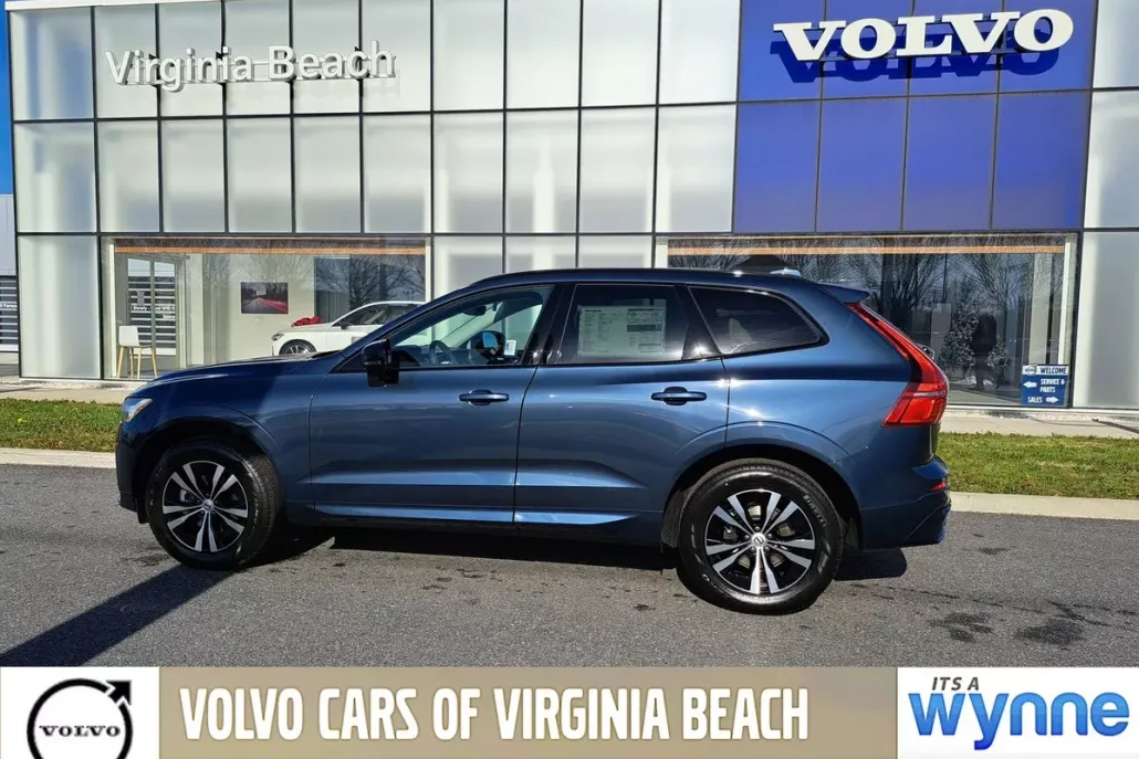 2025 Volvo XC60 B5 Core photo 1