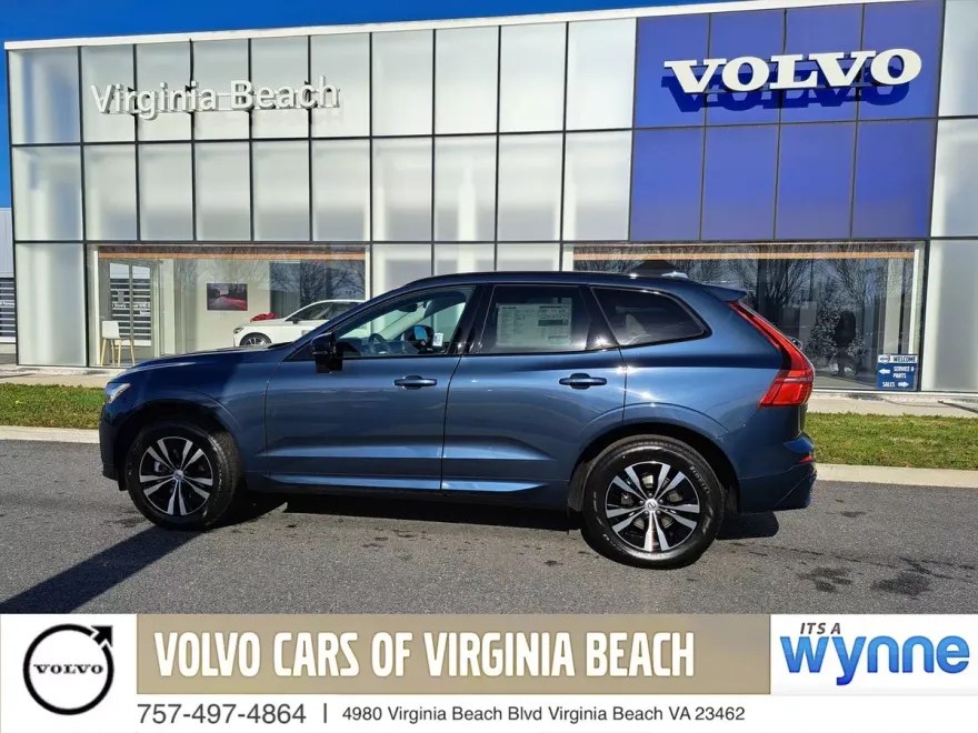 2025 Volvo XC60 B5 Core photo 1