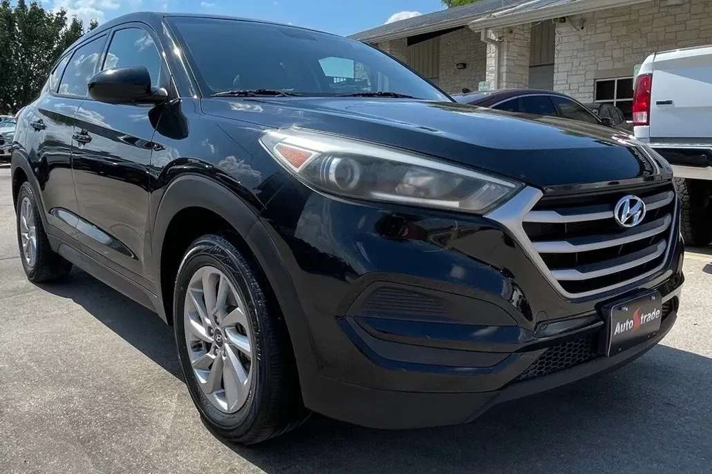 2017 Hyundai Tucson SE photo 1