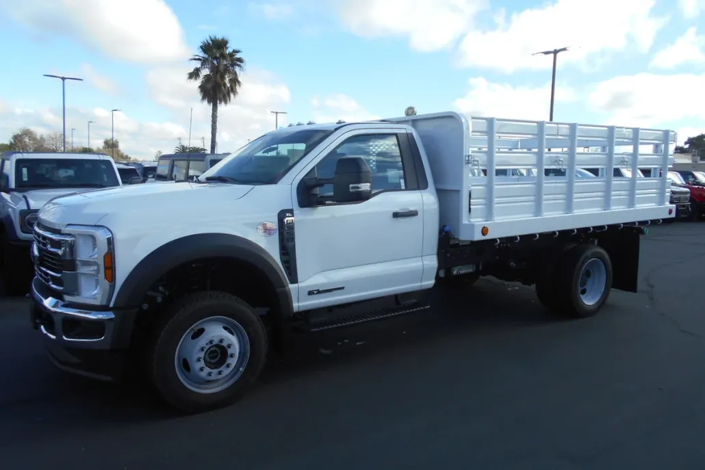 2024 Ford F-550 XL photo 1