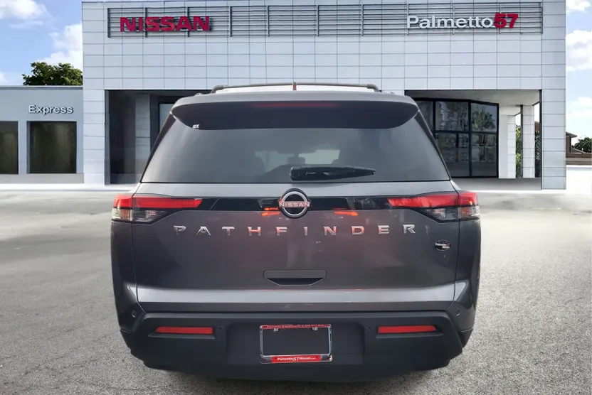 2025 Nissan Pathfinder SV photo 1