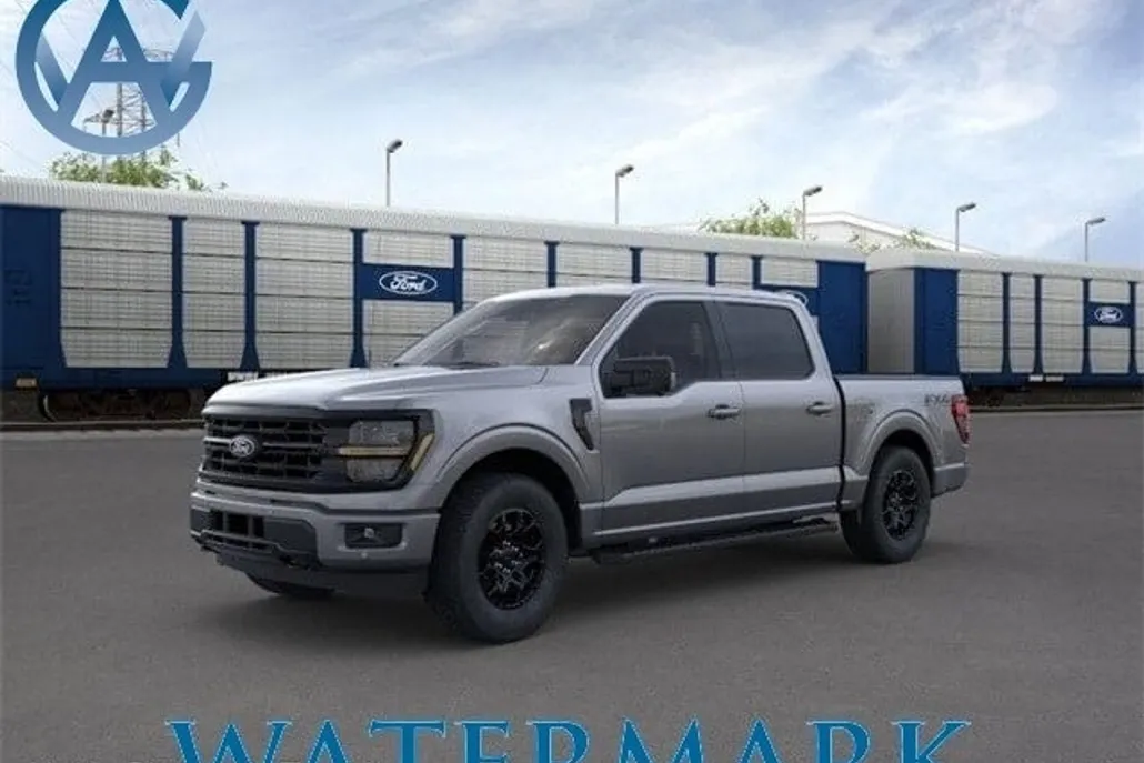 2025 Ford F-150 XLT photo 1