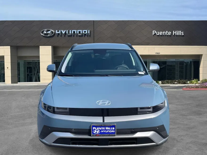 2025 Hyundai Ioniq 5 SEL photo 1