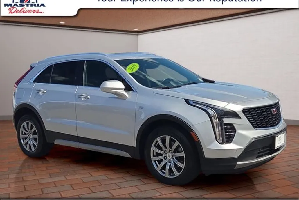 2019 Cadillac XT4 Premium Luxury photo 1