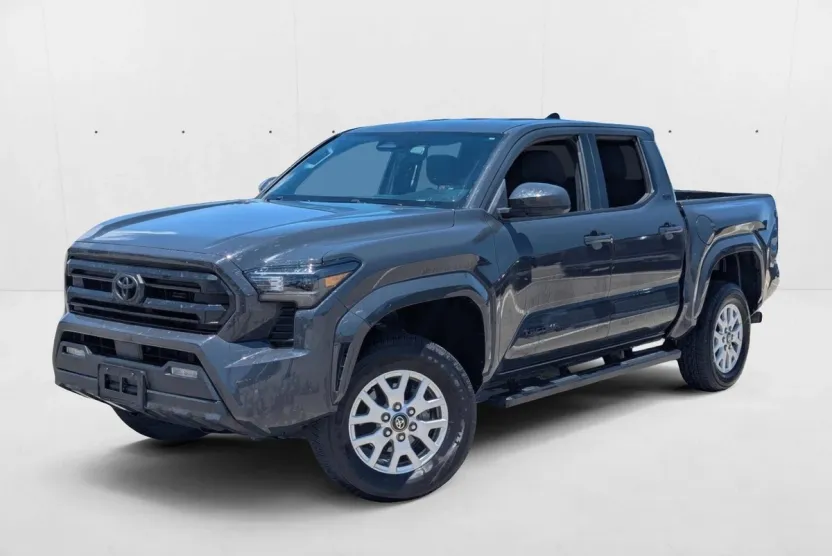 2024 Toyota Tacoma SR5 photo 1
