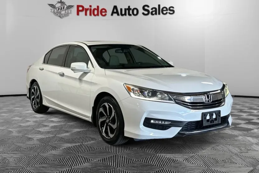 2016 Honda Accord EX-L photo 1