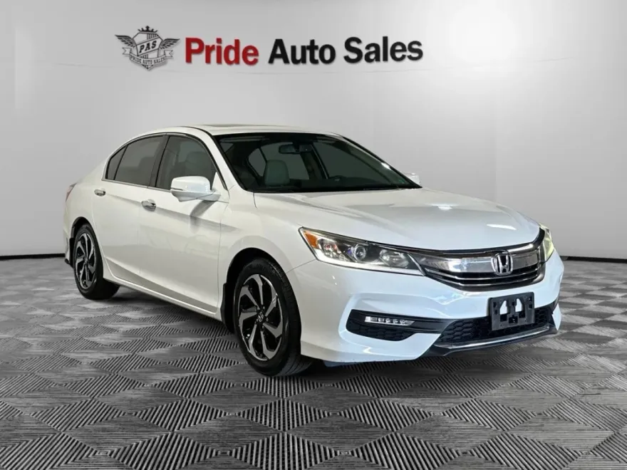 2016 Honda Accord EX-L photo 1