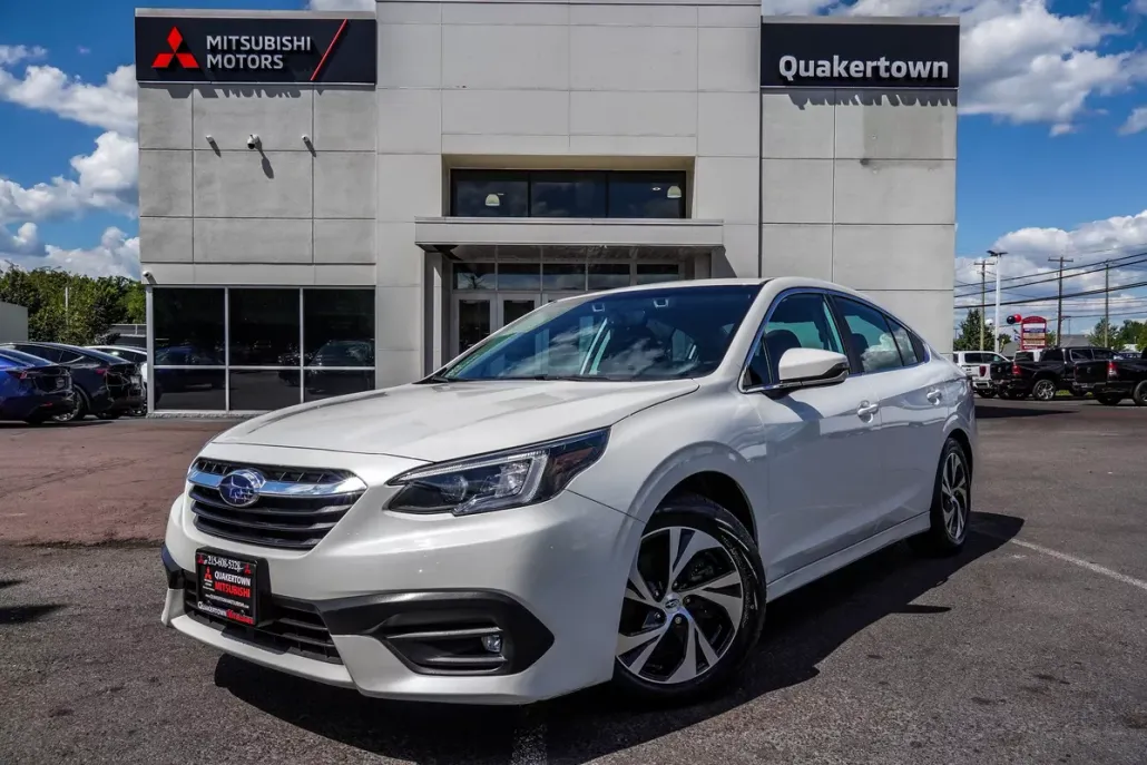 2022 Subaru Legacy Premium photo 1