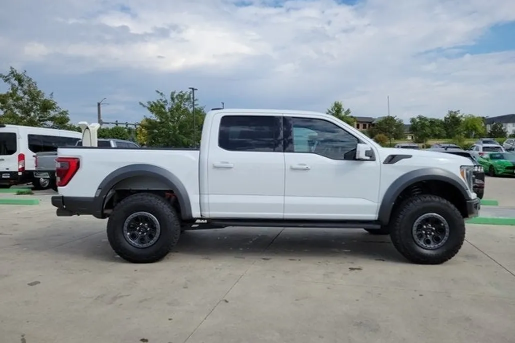 2022 Ford F-150 Raptor photo 1