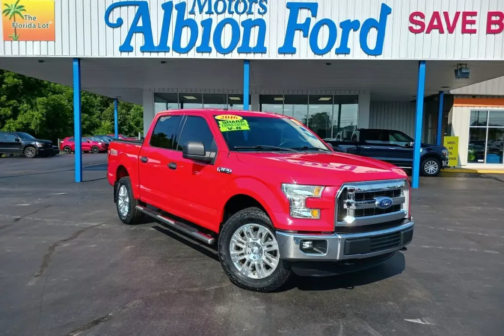 2016 Ford F-150 XLT photo 1