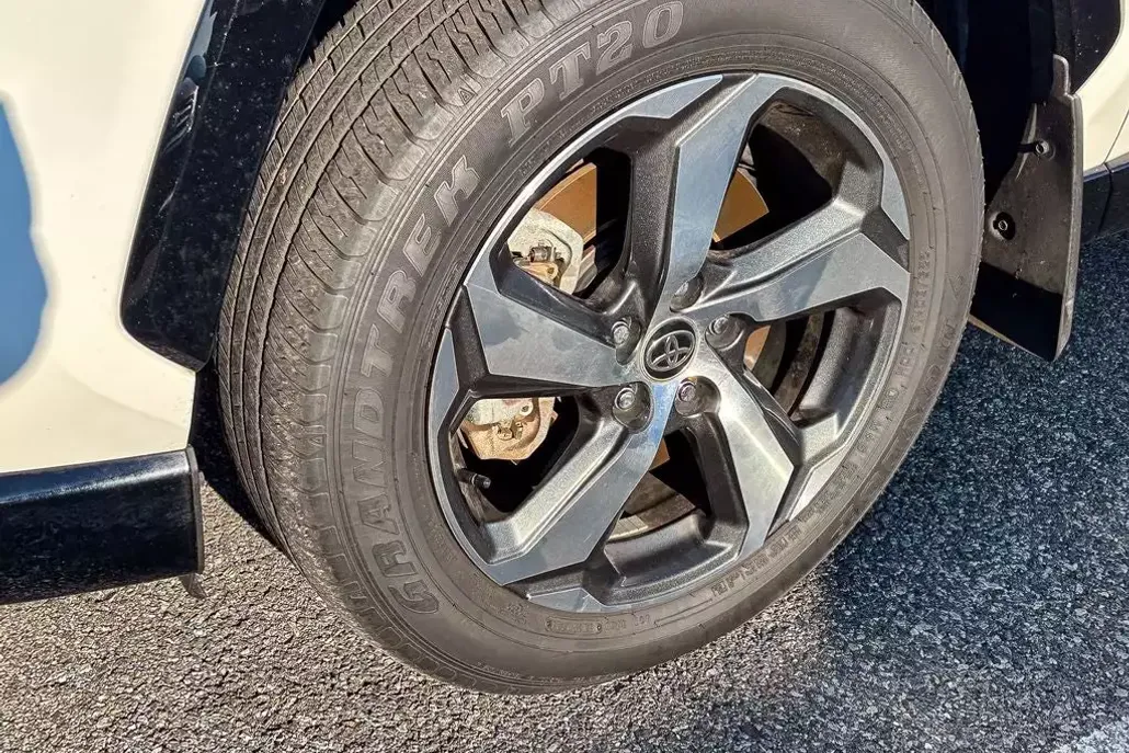 2024 Toyota RAV4 Prime SE photo 1