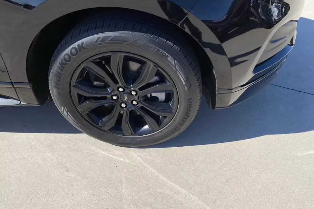 2022 Ford Edge SE photo 1