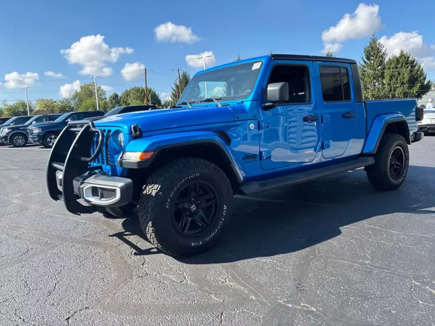 2021 Jeep Gladiator Sport photo 1