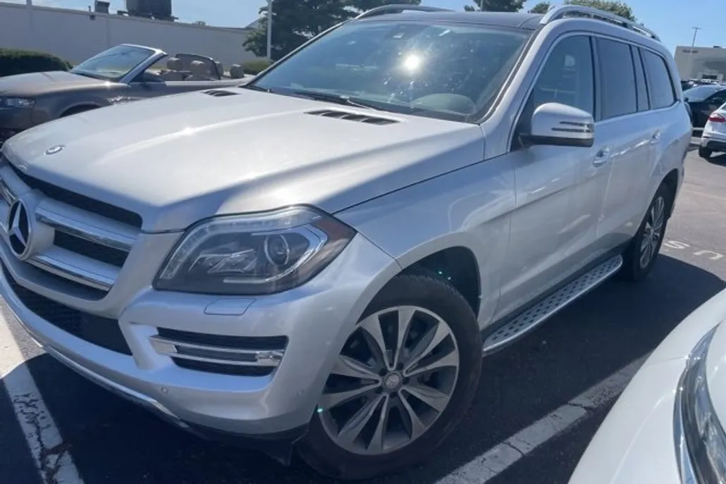 2015 Mercedes Benz GL 450 photo 1