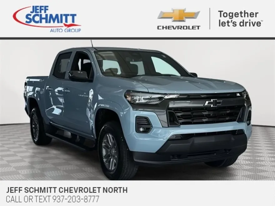 2025 Chevrolet Colorado Work Truck LT photo 1