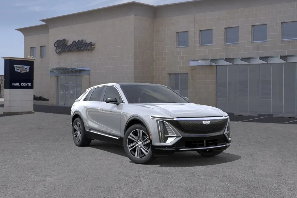 2025 Cadillac Lyriq Luxury photo 1