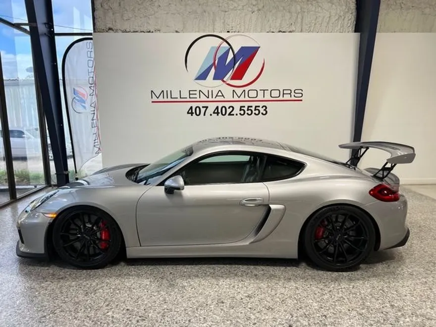 2016 Porsche Cayman GT4 photo 1
