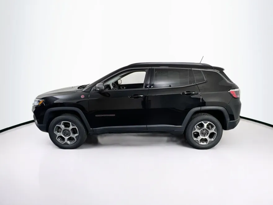2022 Jeep Compass Trailhawk photo 1