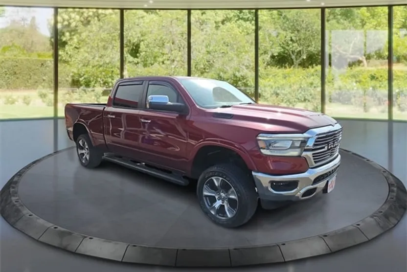 2019 Ram 1500 Laramie photo 1