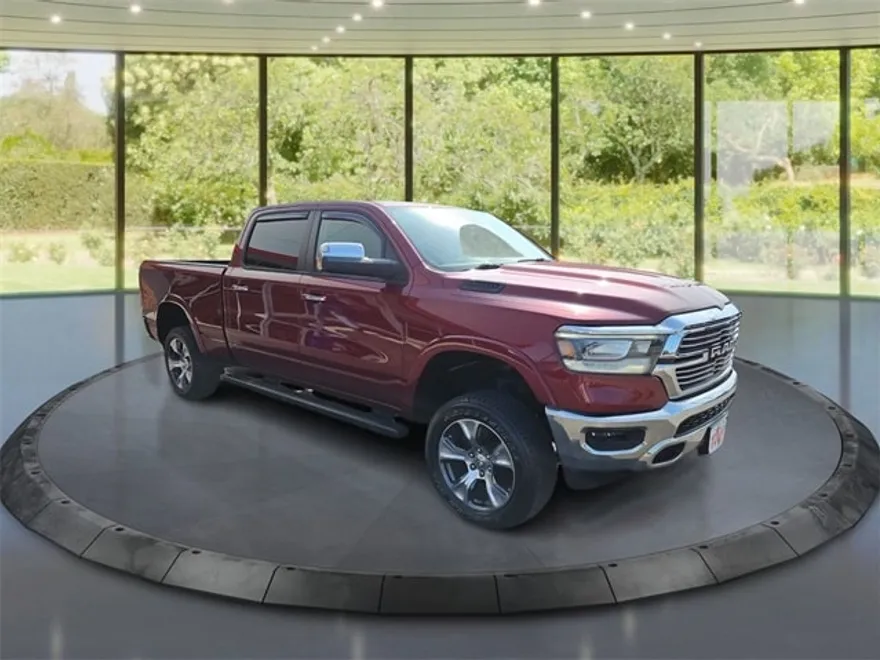2019 Ram 1500 Laramie photo 1