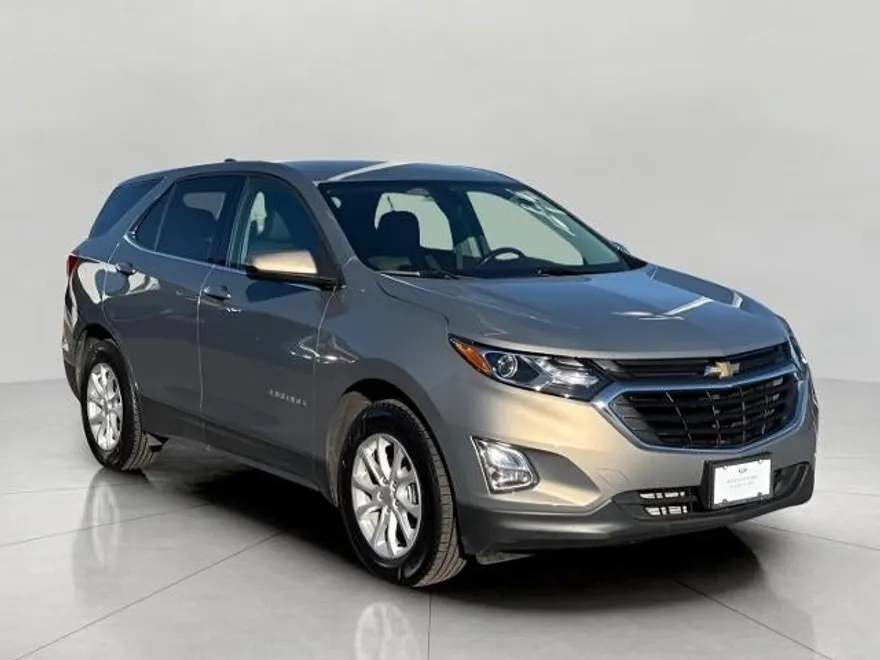 2019 Chevrolet Equinox LT photo 1