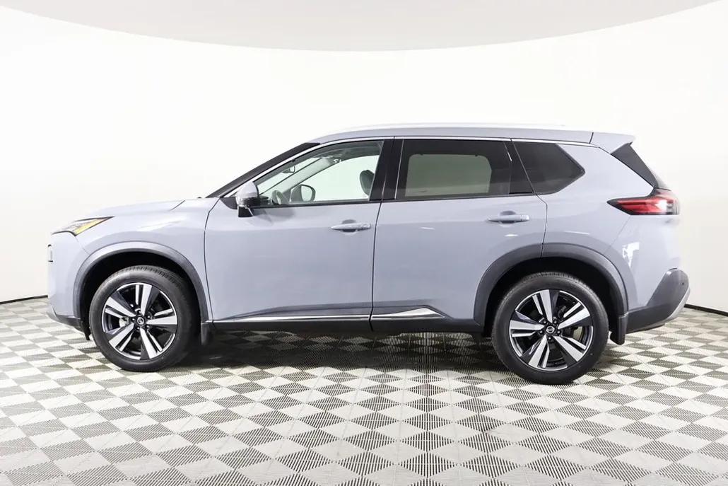 2021 Nissan Rogue SL photo 1