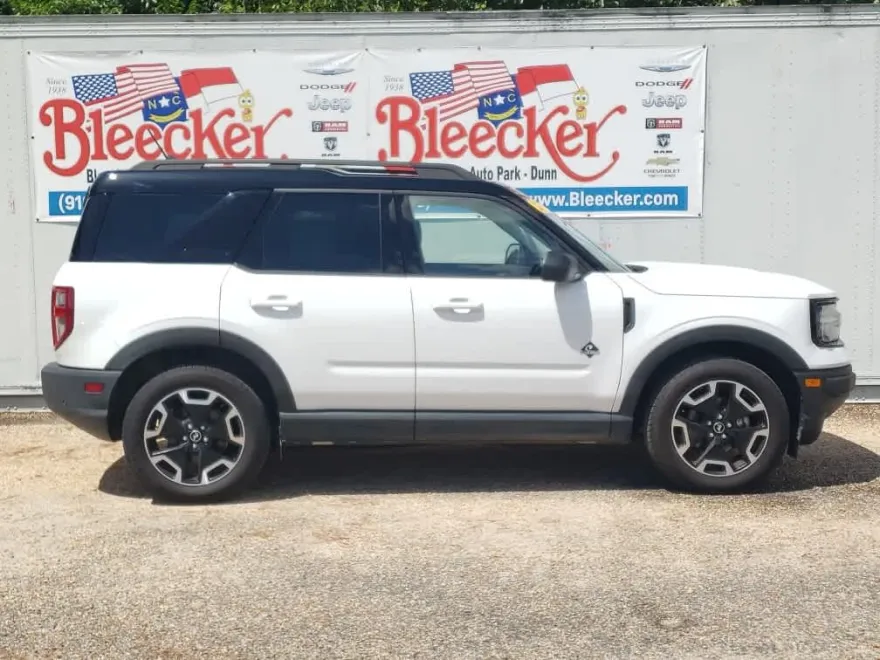 2021 Ford Bronco Sport Outer Banks photo 1