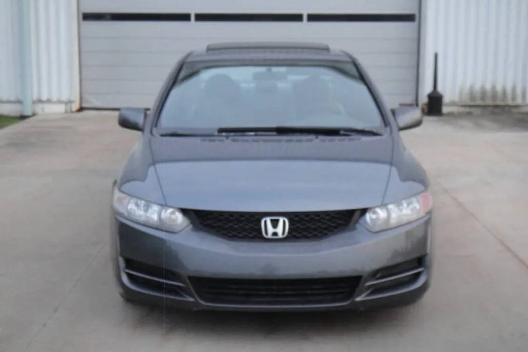 2010 Honda Civic EX photo 1