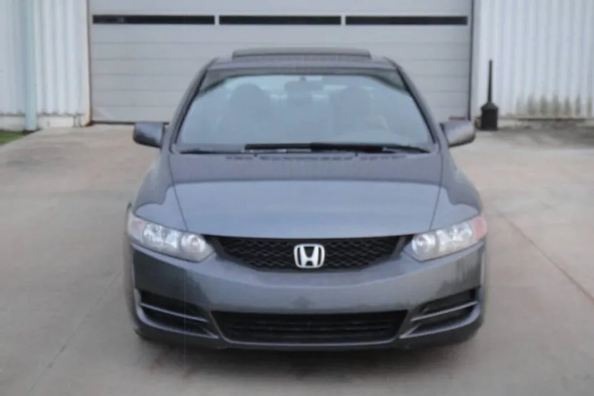 2010 Honda Civic EX photo 1