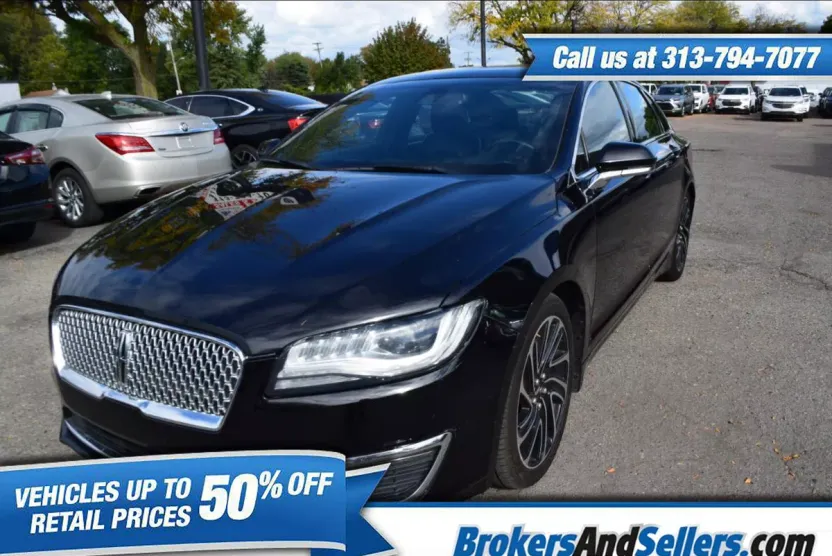 2020 Lincoln MKZ Standard photo 1