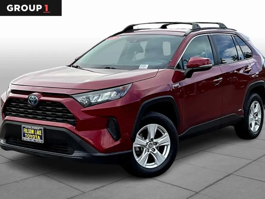 2020 Toyota RAV4 Hybrid LE photo 1