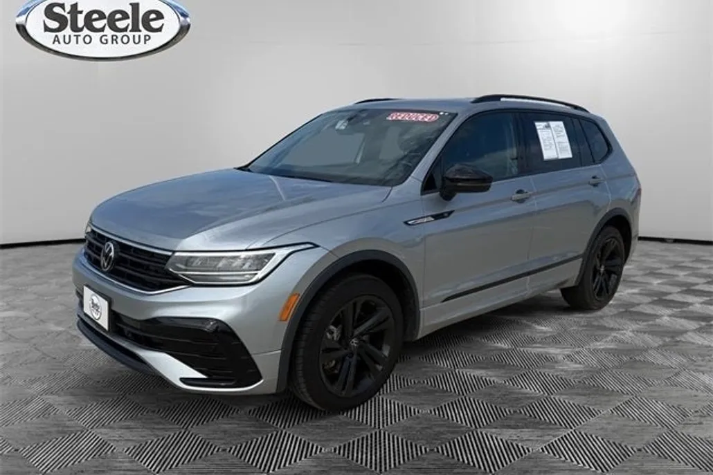 2023 Volkswagen Tiguan SE R-Line Black photo 1