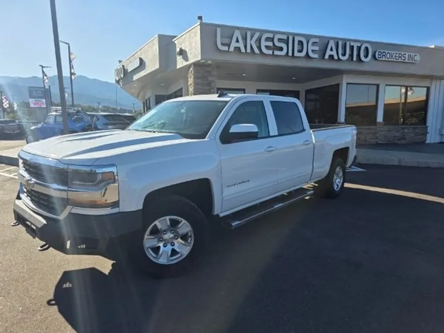 2016 Chevrolet Silverado 1500 LT photo 1