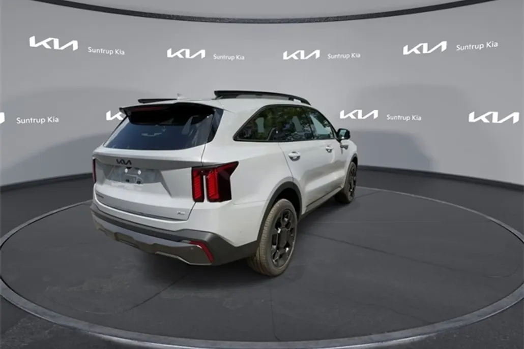 2025 Kia Sorento X-Line SX photo 1