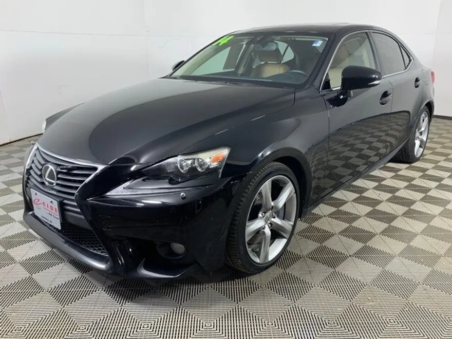 2014 Lexus IS 350 photo 1