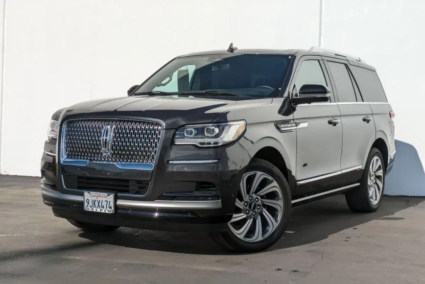 2024 Lincoln Navigator Reserve photo 1