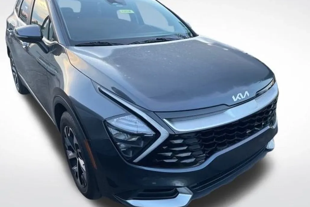 2023 Kia Sportage EX photo 1