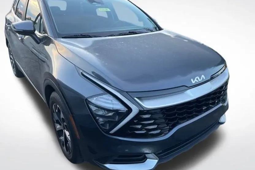 2023 Kia Sportage EX photo 1