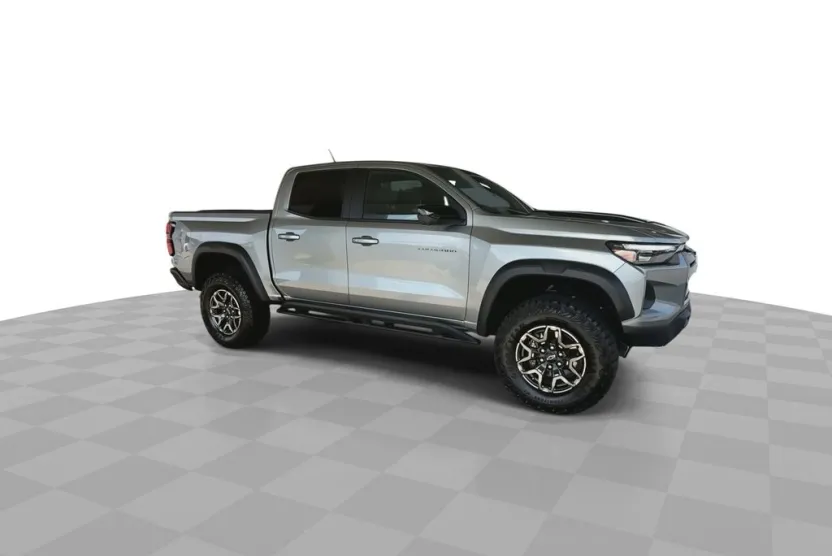 2024 Chevrolet Colorado ZR2 photo 1